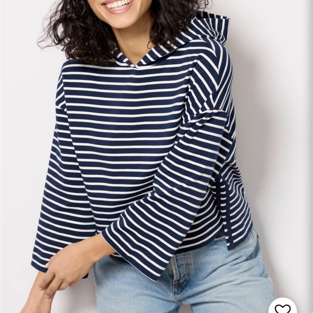 Evereve Navy and White Striped Hoodie